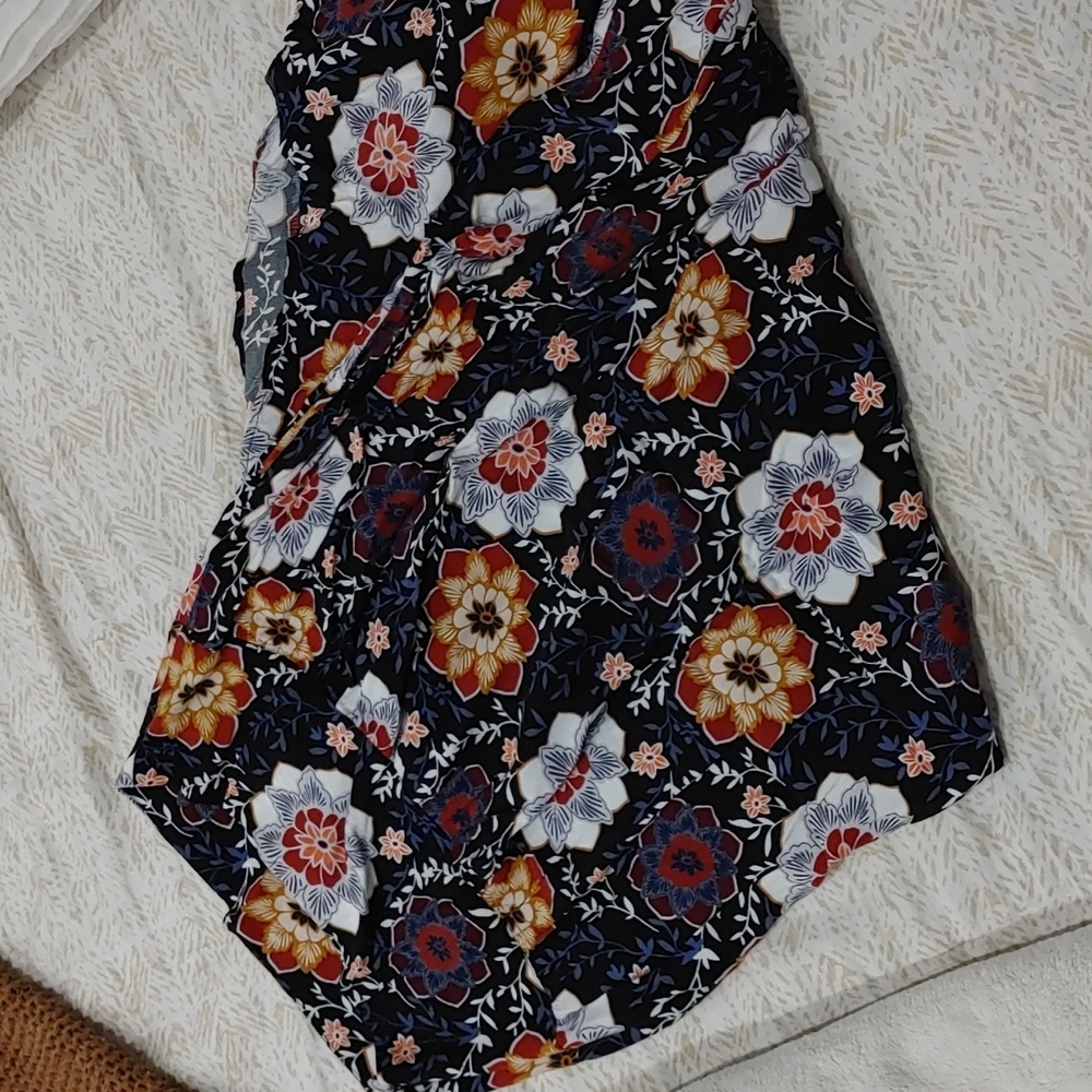 Floral print skirt